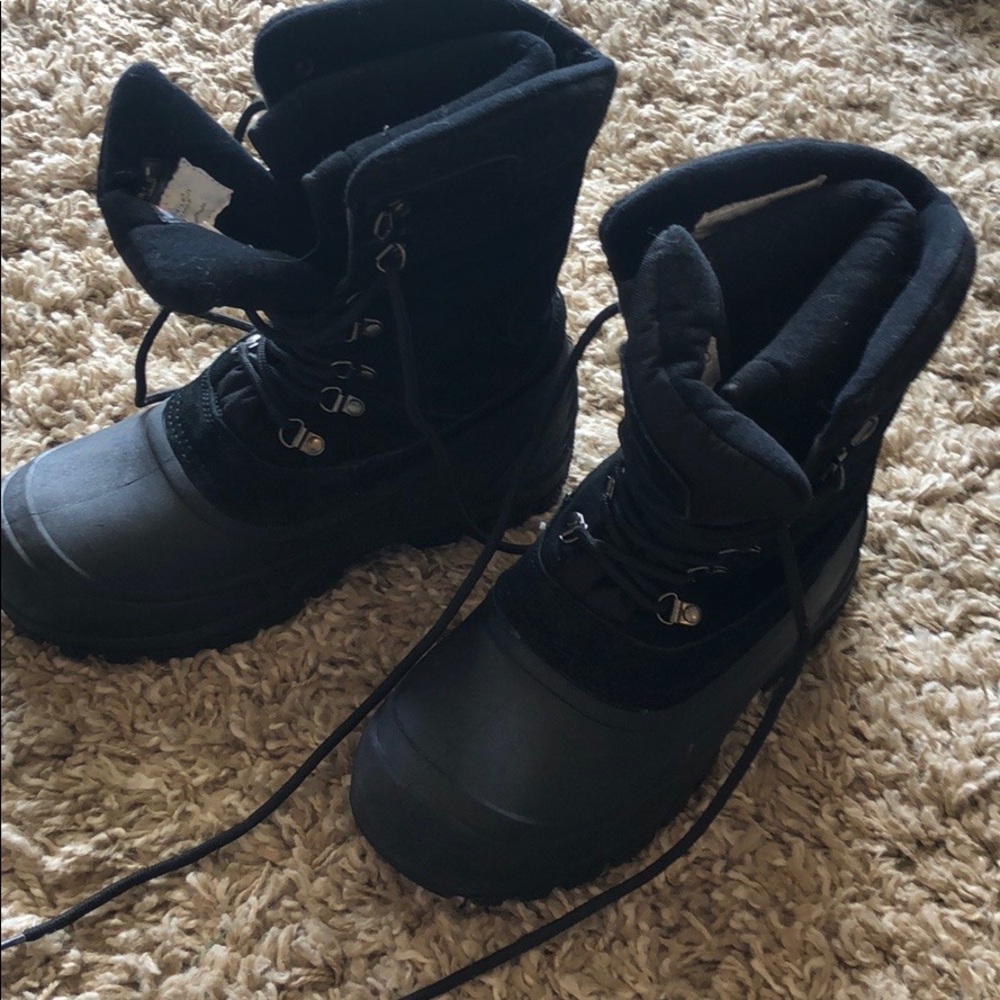almost new snow boots!